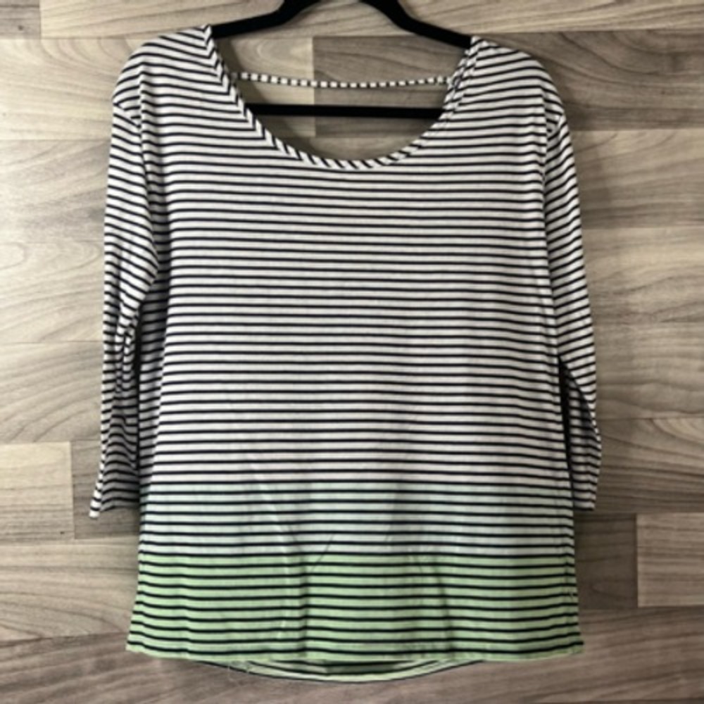 American Eagle Outfitters Shirt Top Women M Blue White Casual Striped 3/4 Sleeve